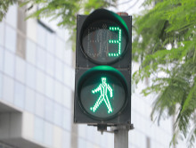 无交通信号灯路口责任如何划分