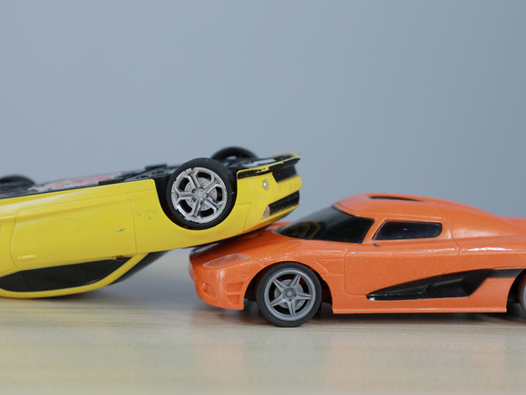 一方超速20%，另一方超速更多，事故责任如何分