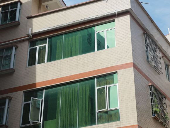 建房合同范本是怎样的