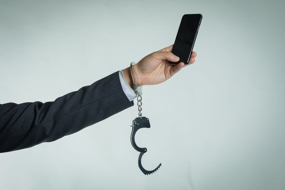 电话被骚扰怎么样报案