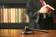 向法院起诉执行探视权的方法是什么