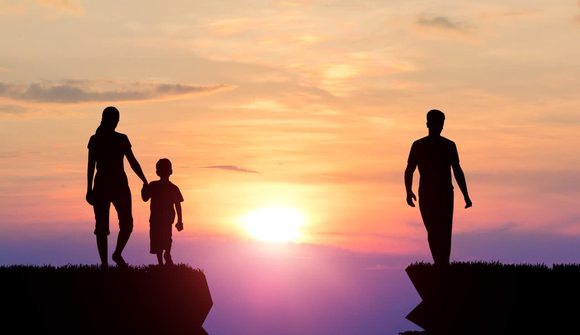 再婚后孩子抚养费归谁