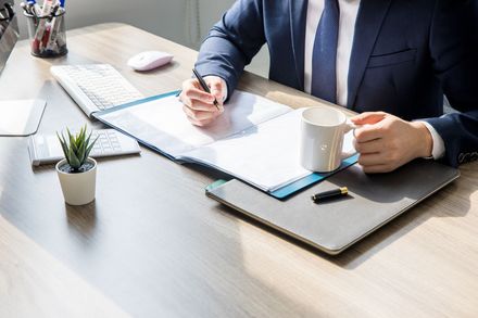 集团内调动未与员工签新劳动合同怎么办