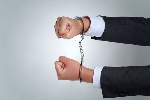 非法限制人身自由罪